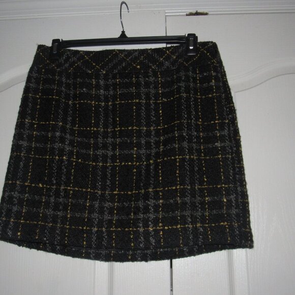 LOFT Dresses & Skirts - NWT LOFT Plaid Lined Mini Skirt Size 14P
